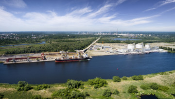 Design documentation for the construction of a heavy quay in the Port of Police
